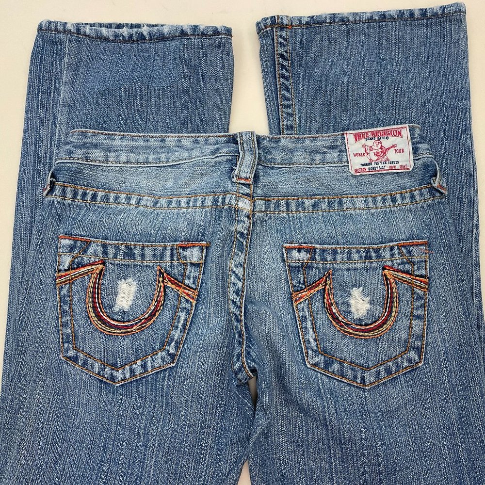TRUE RELIGION DISTRESSED DESIGNER JEANS